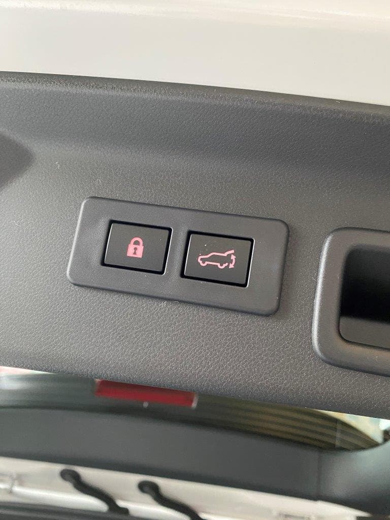 777